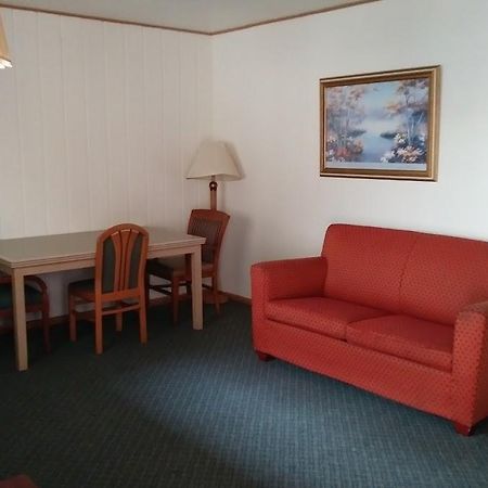 Olympia Inn Экстерьер фото